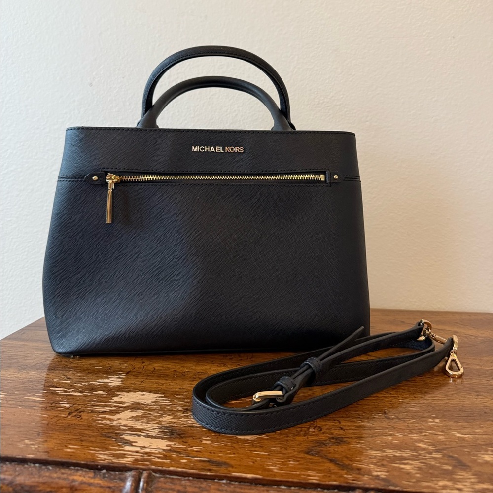 Michael Kors Hailee 35S8GX2S2T Medium Leather Satchel Purse Black